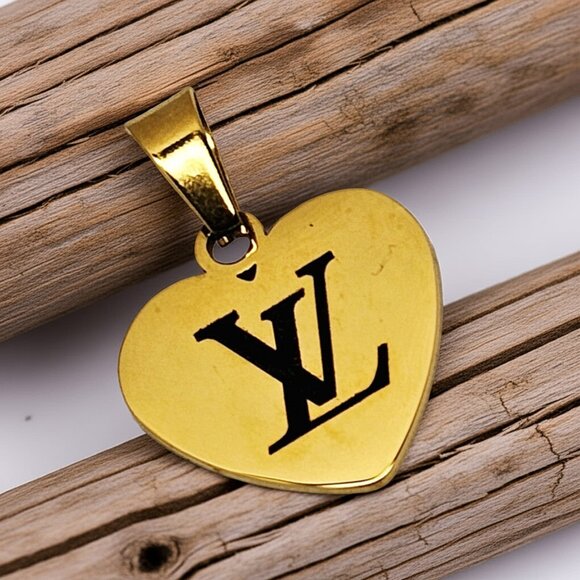Louis Vuitton Heart Shaped Pendant | Repurposed Bag Tag | Mint Condition - Picture 5 of 13